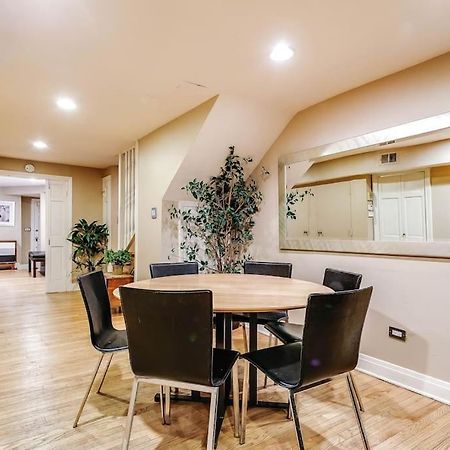 Appartamento Brownstone In Gold Coast Chicago Esterno foto